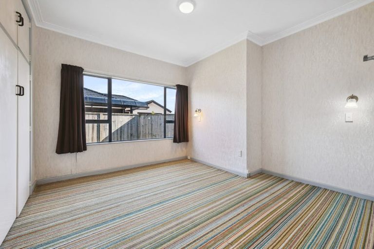 Photo of property in 23 Turi Street, Welbourn, New Plymouth, 4312