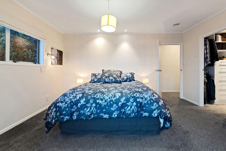 Photo of property in 4 Claude Road, Stanmore Bay, Whangaparaoa, 0932