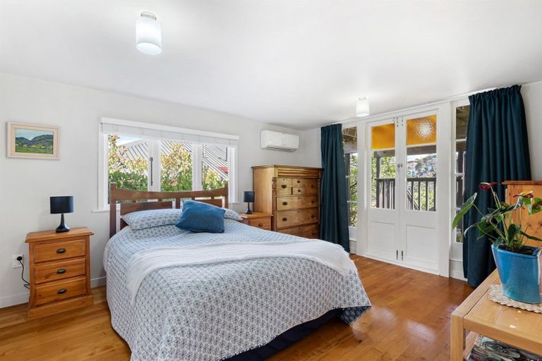 Photo of property in 91 Island Bay Road, Beach Haven, Auckland, 0626