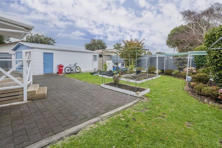 Photo of property in 25 Adkin Avenue, Levin, 5510