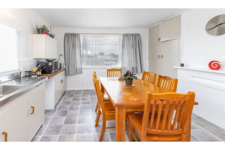 Photo of property in 39 Rowan Avenue, Aranui, Christchurch, 8061