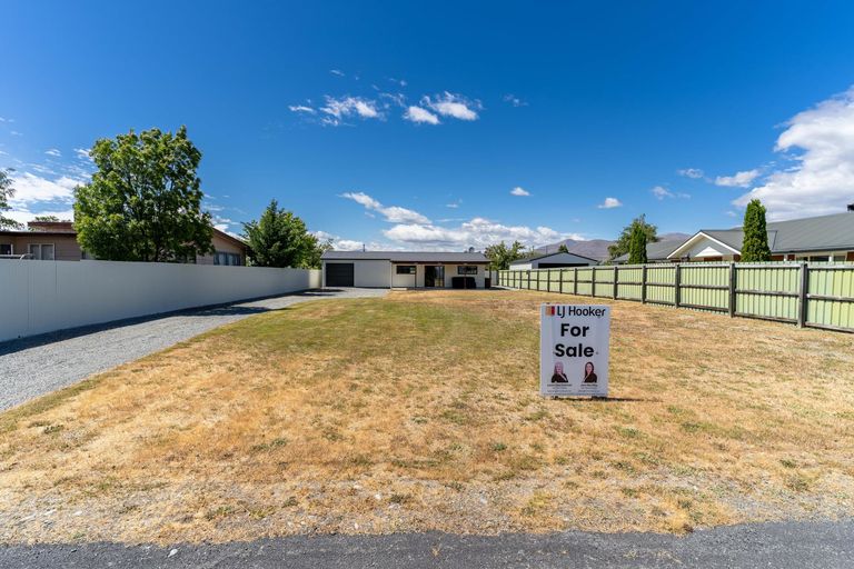 Photo of property in 60 Totara Drive, Twizel, 7901