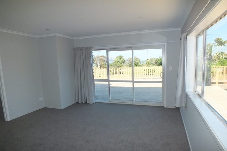 Photo of property in 387 Estuary Road, South New Brighton, Christchurch, 8062