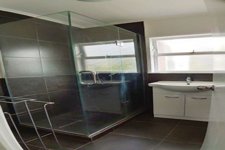 Photo of property in 3/7 Newhaven Terrace, Mairangi Bay, Auckland, 0630