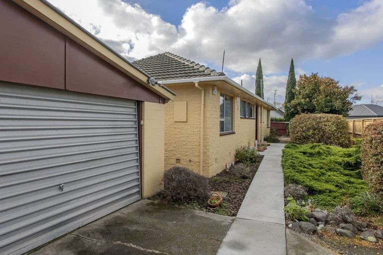Photo of property in 244 Lake Terrace Road, Shirley, Christchurch, 8061