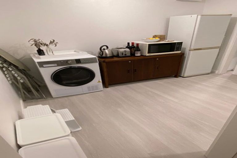 Photo of property in 74 Mitchell Street, Brooklyn, Wellington, 6021