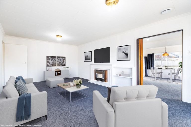 Photo of property in 2 Patea Place, Terrace End, Palmerston North, 4410