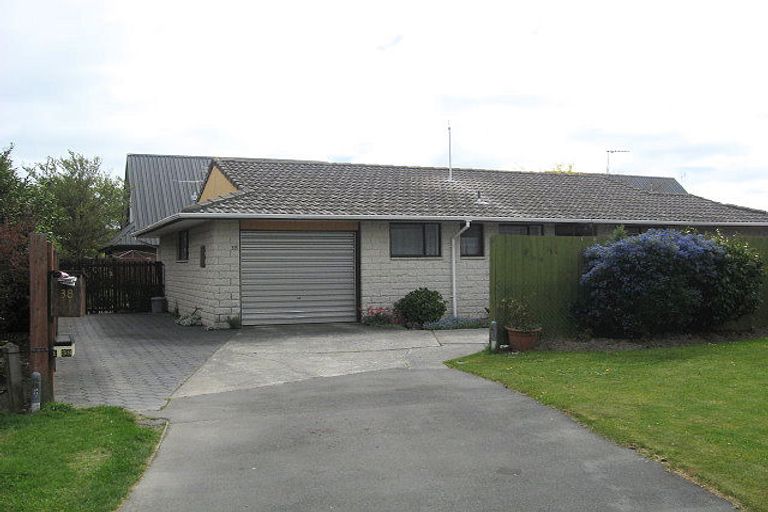 Photo of property in 2/38 Royleen Street, Casebrook, Christchurch, 8051