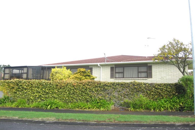 Photo of property in 21 Park Lane, Waitara, 4320