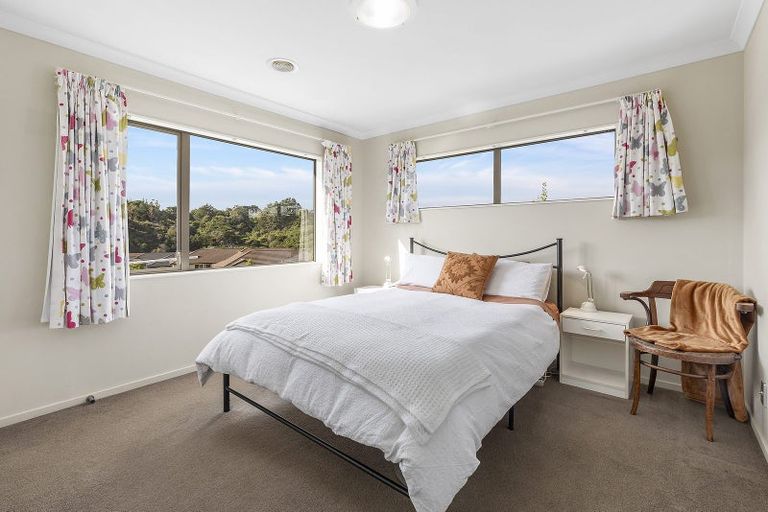 Photo of property in 23 Te Puia Drive, Aotea, Porirua, 5024