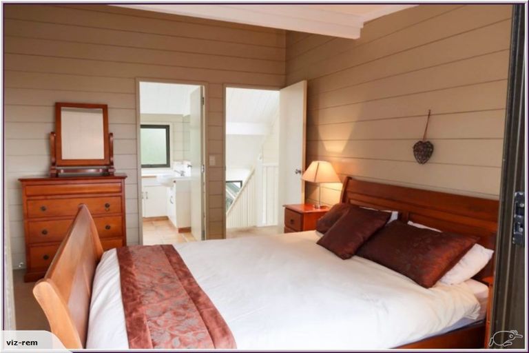 Photo of property in 34 Harbour View Road, Leigh, 0985