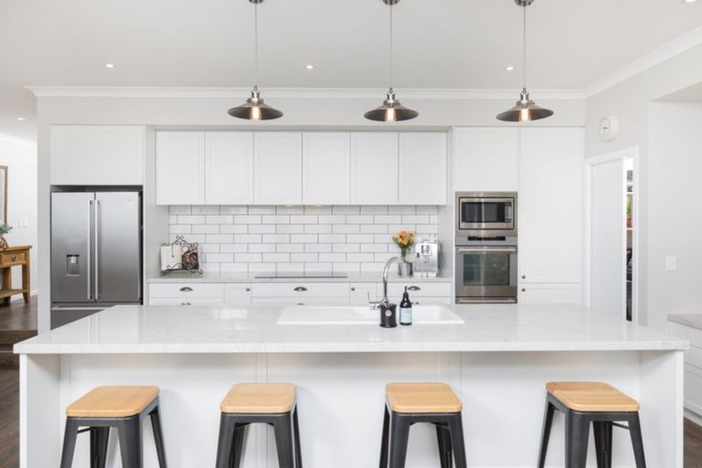 Photo of property in 10 Flynn Road, Pukekohe, 2120