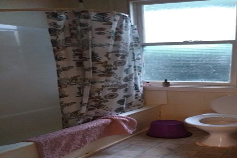 Photo of property in 3/106 Glenmore Street, Northland, Wellington, 6012