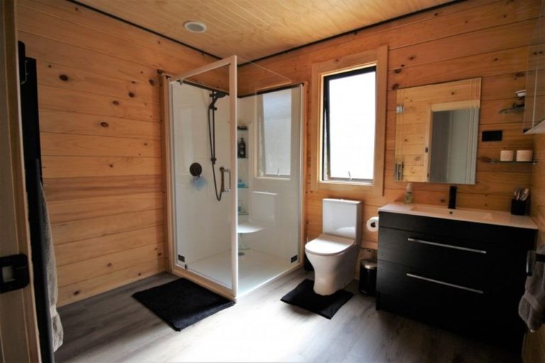 Photo of property in 390d Letts Gully Road, Letts Gully, Alexandra, 9393