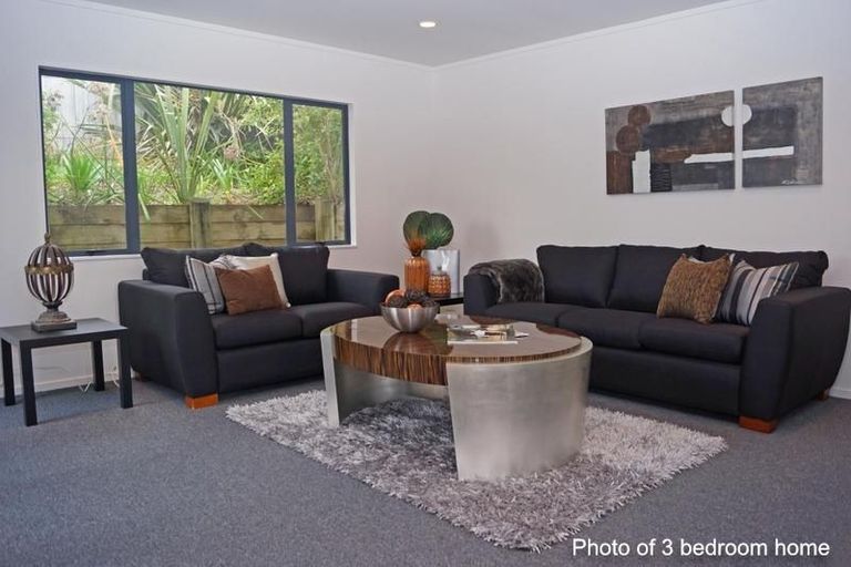 Photo of property in 58 Hewlett Road, Massey, Auckland, 0614