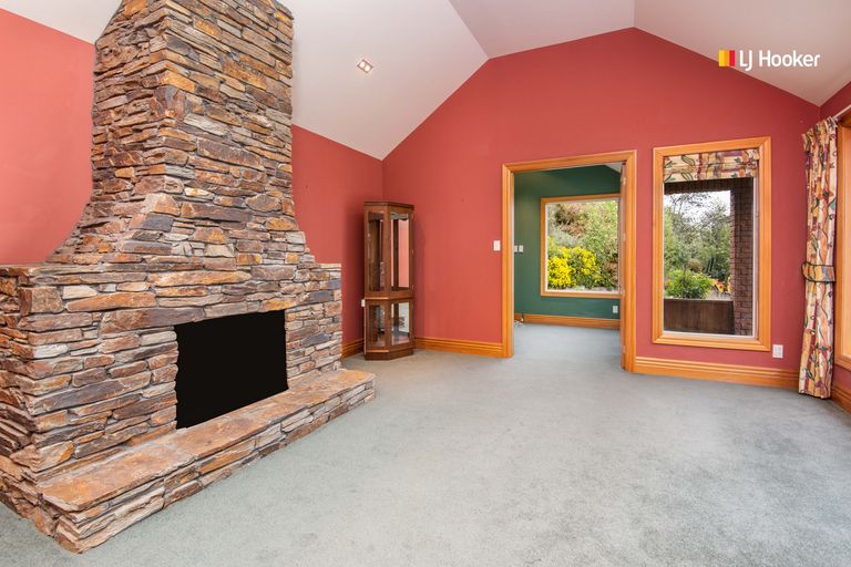 Photo of property in 38 Braeside, Kinmont Park, Mosgiel, 9024