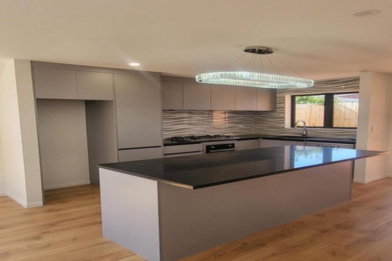 Photo of property in 105c Flat Bush Road, Clover Park, Auckland, 2023