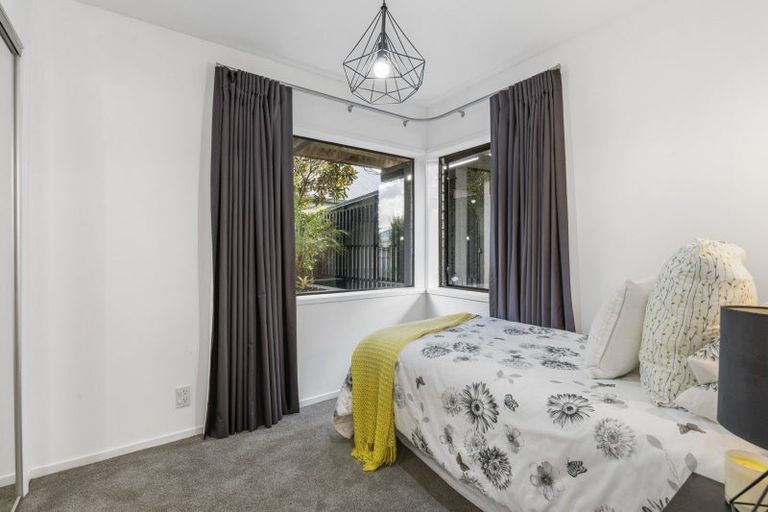 Photo of property in 1/20 Richmond Avenue, Northcote Point, Auckland, 0627