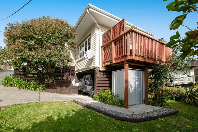 Photo of property in 27a Makiri Street, Helensville, 0800