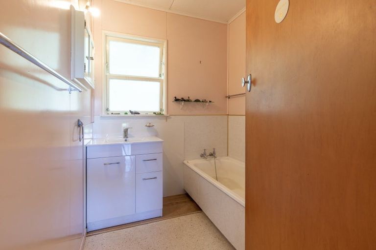 Photo of property in 350 Saint Lawrence Road, Elsthorpe, Otane, 4277