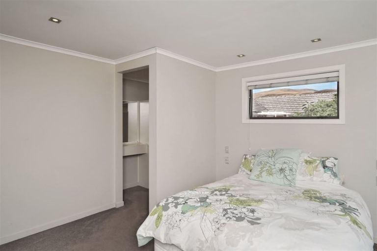 Photo of property in 15 Lascelles Street, Saint Martins, Christchurch, 8022