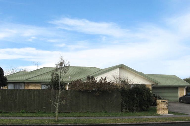 Photo of property in 22 Raleigh Avenue, Fairview Downs, Hamilton, 3214