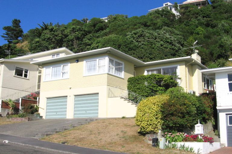 Photo of property in 33 Halifax Street, Kingston, Wellington, 6021