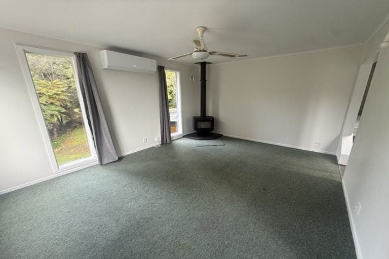Photo of property in 470d Stokes Valley Road, Stokes Valley, Lower Hutt, 5019