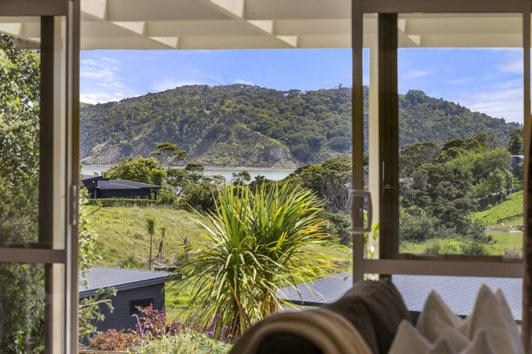 Photo of property in 12 Mahana Place, Raglan, 3225