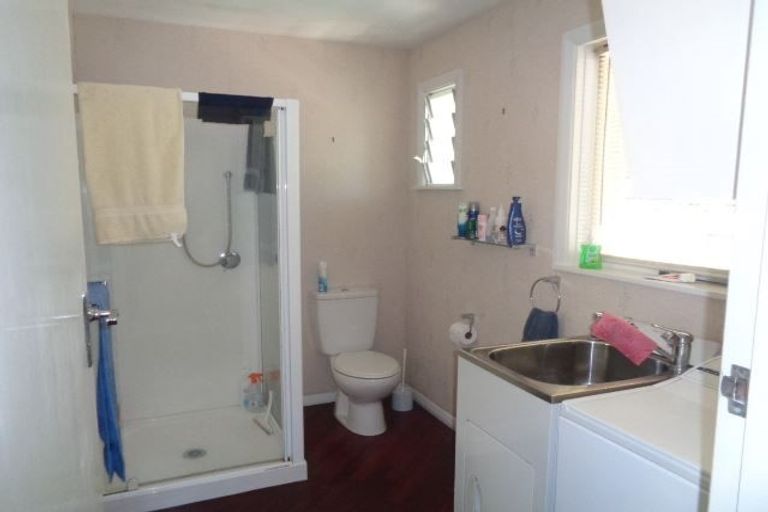 Photo of property in 11 Colina Street, Avonhead, Christchurch, 8042