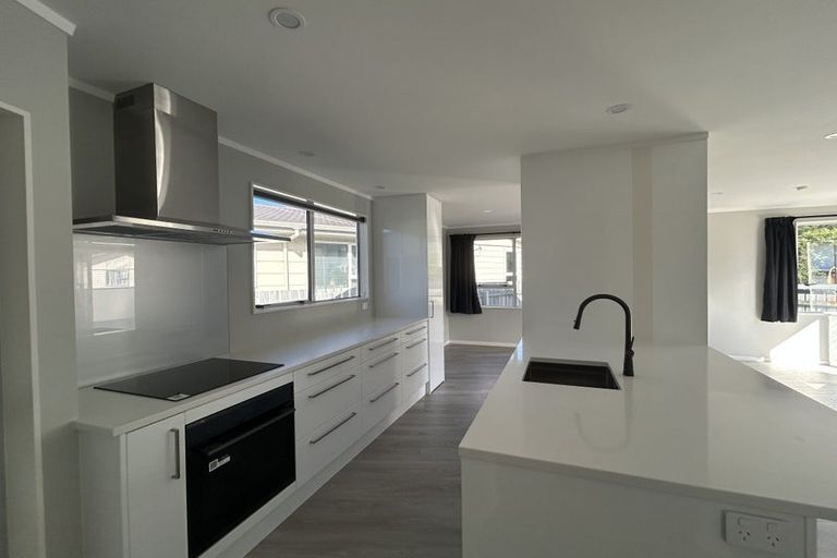 Photo of property in 271 Mitchell Street, Brooklyn, Wellington, 6021