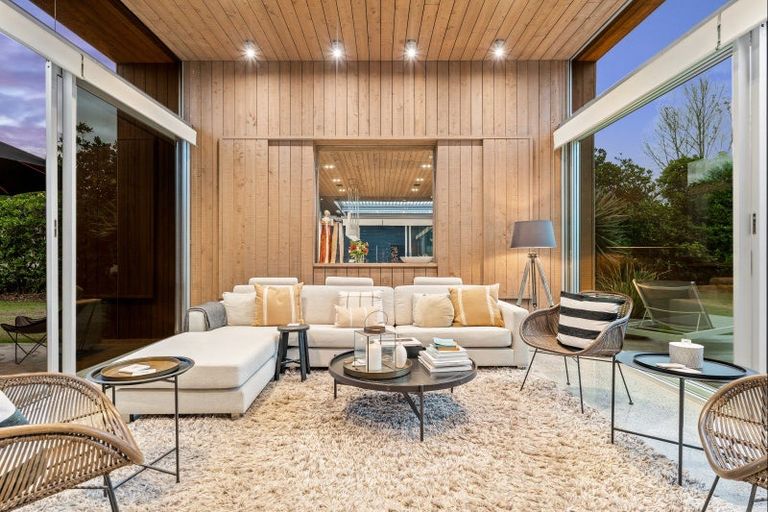 Photo of property in 64 Taumata Road, Omaha, 0986