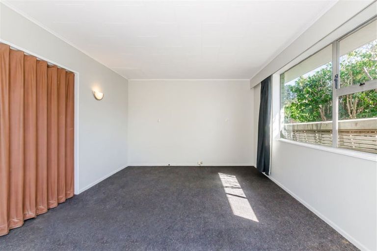 Photo of property in 54a Ruapehu Street, Paraparaumu, 5032