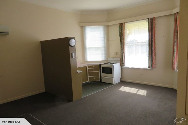 Photo of property in 1/75 Carrington Street, Lower Vogeltown, New Plymouth, 4310