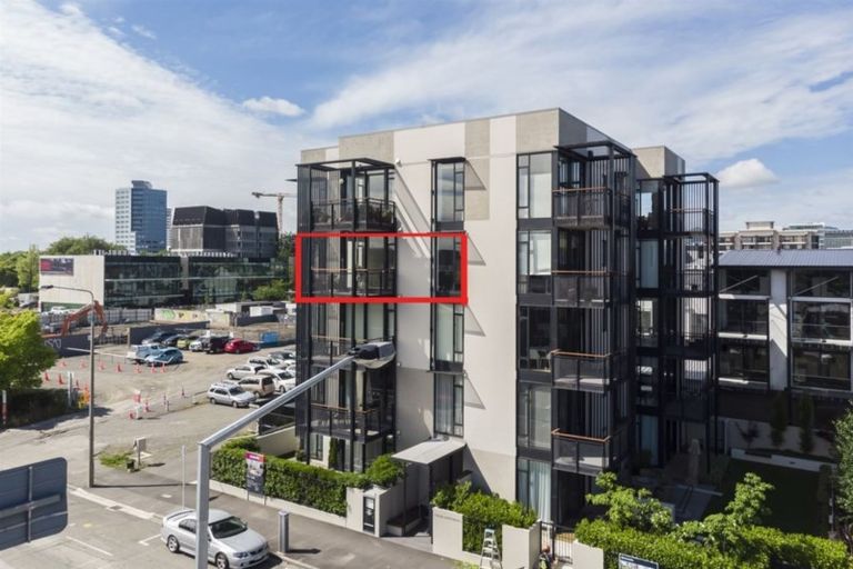 Photo of property in 1/50 Kilmore Street, Christchurch Central, Christchurch, 8013