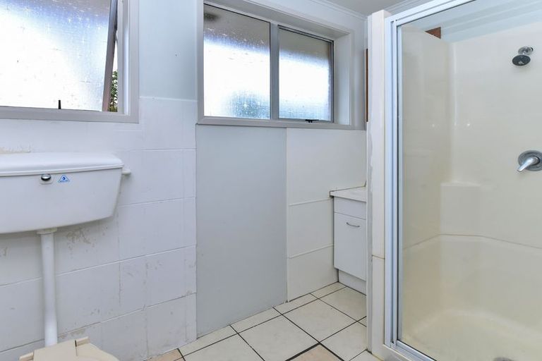 Photo of property in 5/5 Deering Place, Papatoetoe, Auckland, 2025
