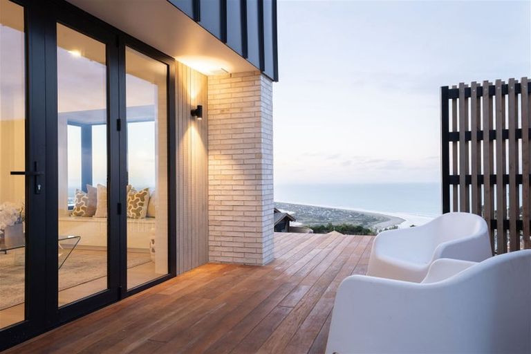 Photo of property in 9 Loader Lane, Clifton, Christchurch, 8081