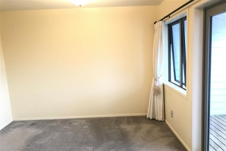 Photo of property in 3/17 Pannill Place, Oteha, Auckland, 0632