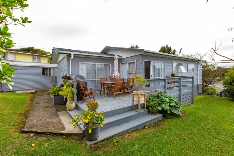 Photo of property in 19 Simon Road, Raglan, 3225