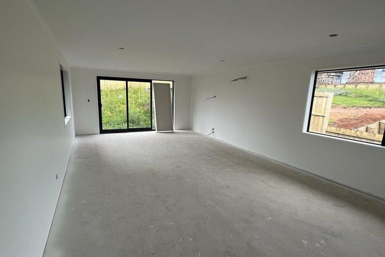 Photo of property in 38 Leathem Crescent, Pokeno, 2402