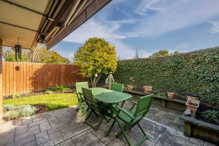 Photo of property in 1/156 Blighs Road, Strowan, Christchurch, 8052