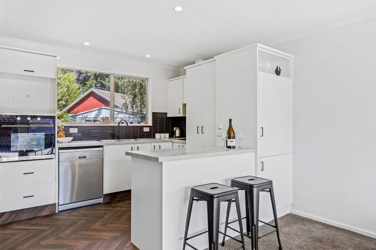 Photo of property in 11 Kuaka Crescent, Bromley, Christchurch, 8062