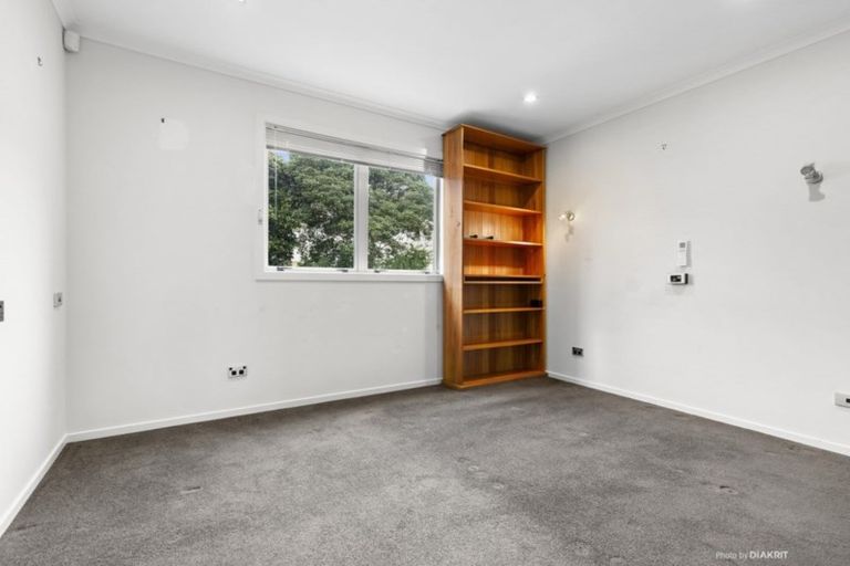 Photo of property in 69 Raukawa Street, Strathmore Park, Wellington, 6022