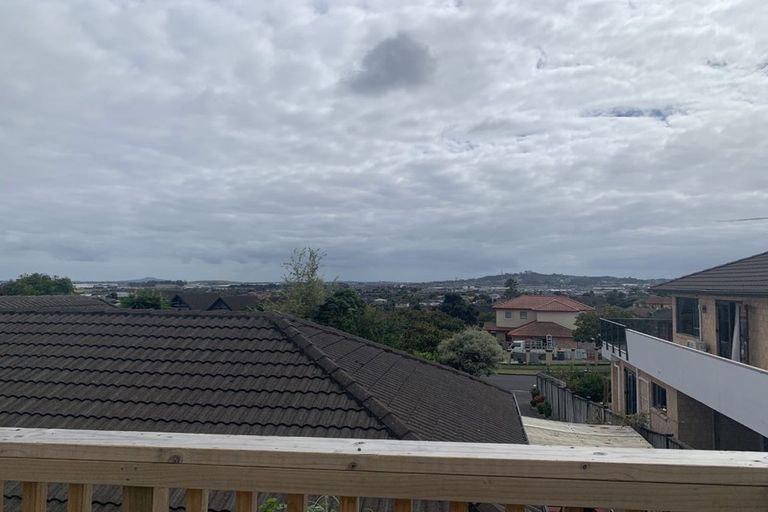 Photo of property in 22 Hilltop Road, Clover Park, Auckland, 2019