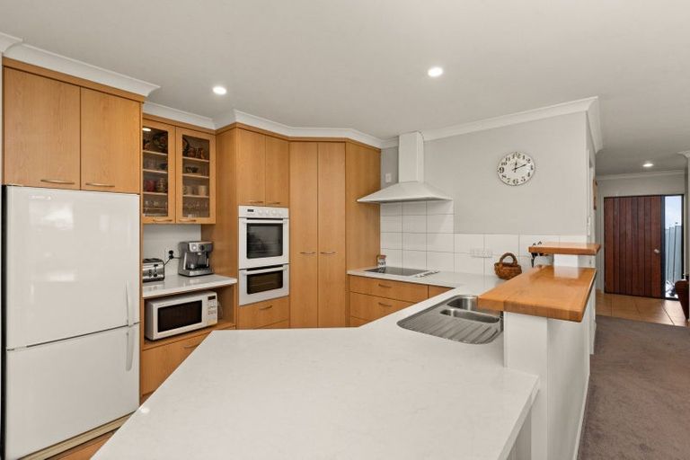 Photo of property in 53 Russell Robertson Drive, Havelock North, 4130