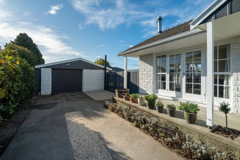 Photo of property in 8 Denise Crescent, Hornby, Christchurch, 8042