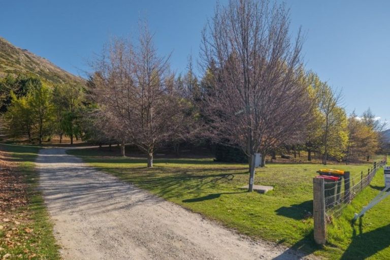 Photo of property in 571 Mount Barker Road, Wanaka, 9382