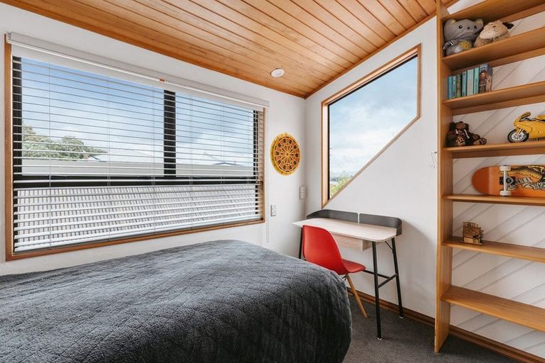 Photo of property in 32 Clivedene Street, Matua, Tauranga, 3110