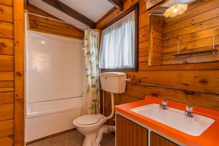 Photo of property in 1/28 Scotstoun Place, Glen Eden, Auckland, 0602