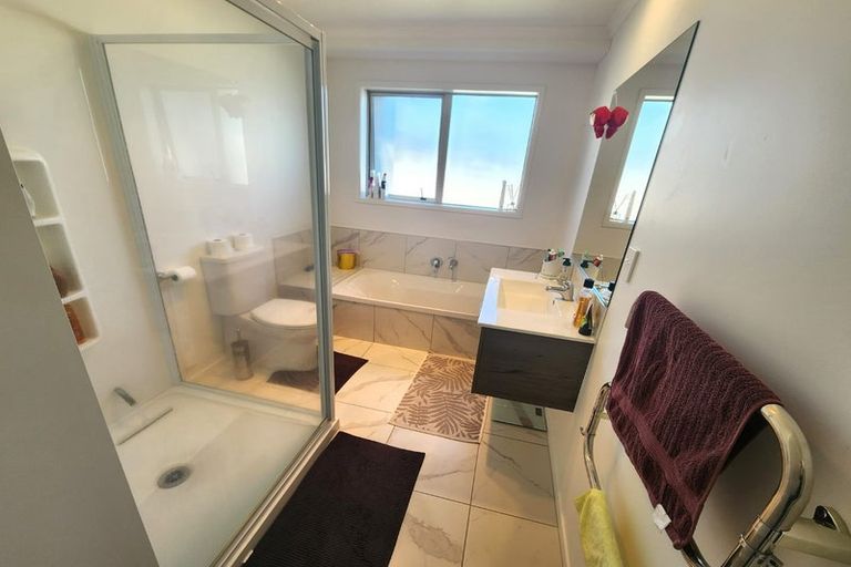 Photo of property in 19 Naeo Close, Papamoa Beach, Papamoa, 3118